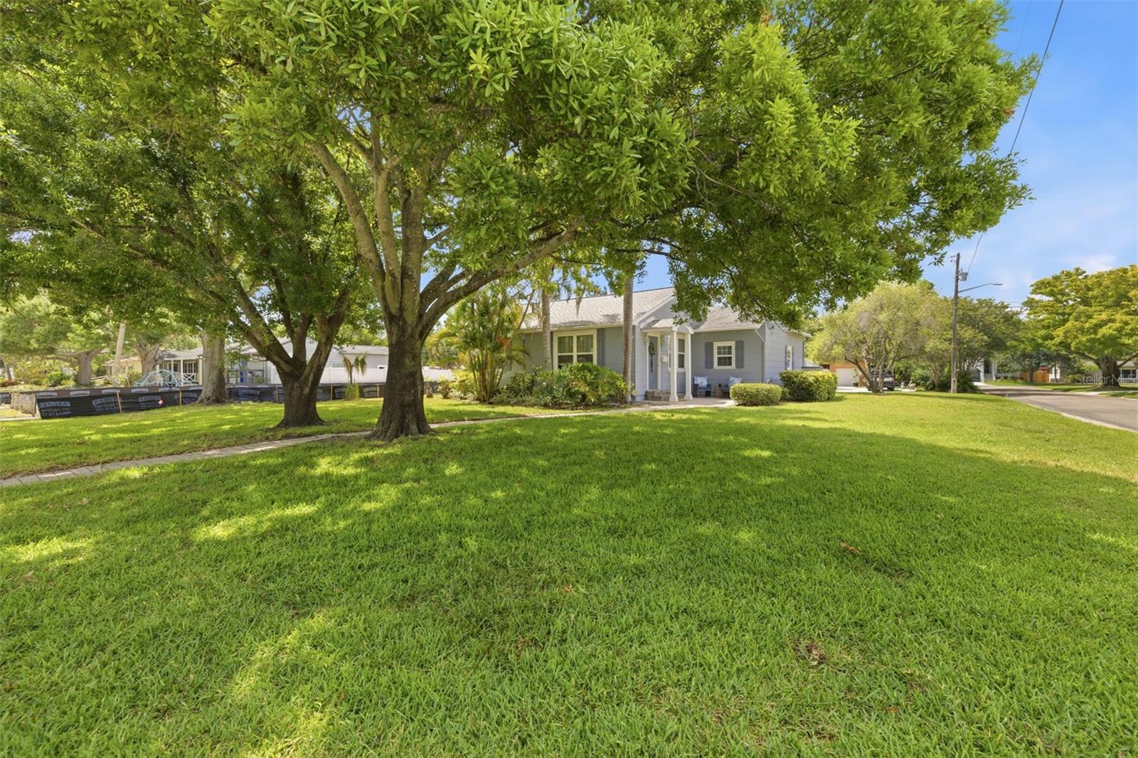 706 39TH AVE NE, ST PETERSBURG, FL, 33703
