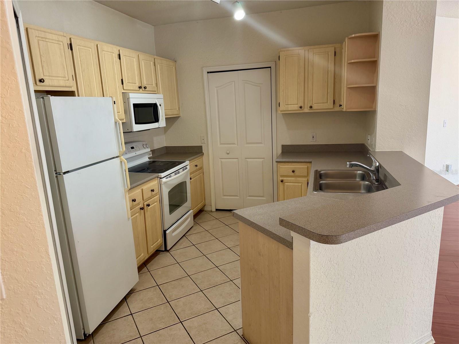 2740 MAITLAND CROSSING WAY #201, ORLANDO, FL, 32810