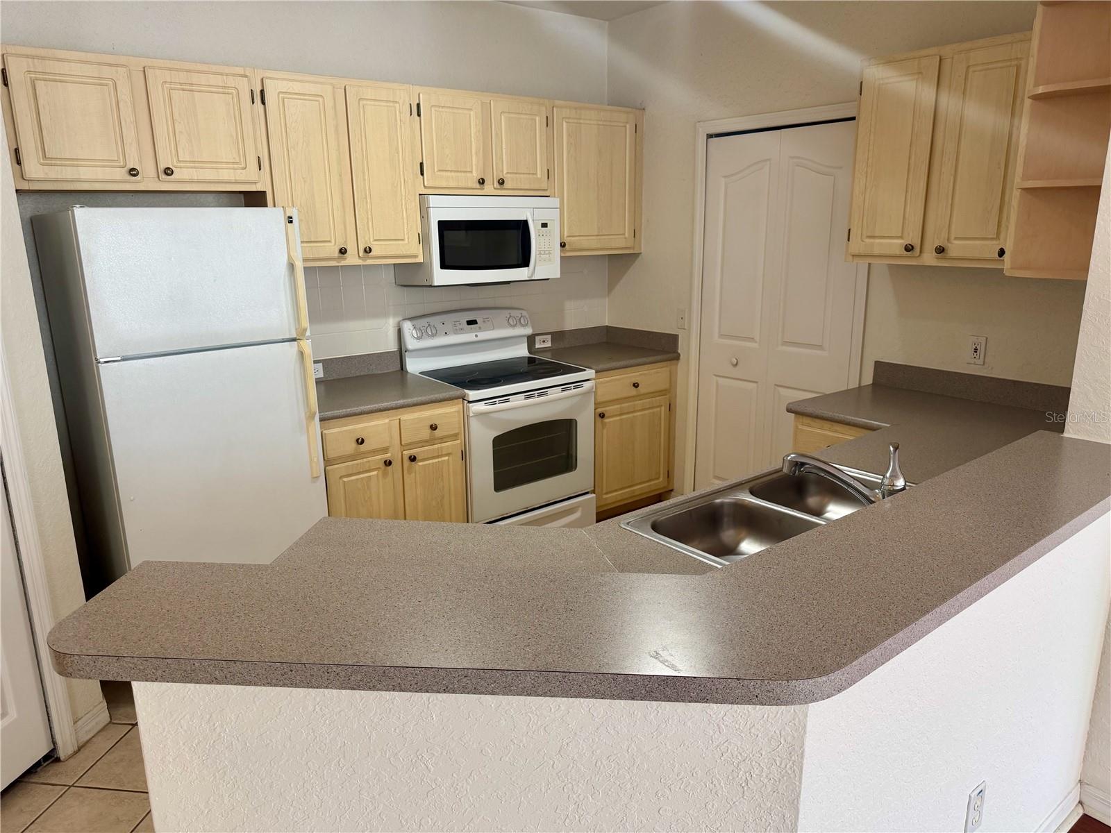 2740 MAITLAND CROSSING WAY #201, ORLANDO, FL, 32810