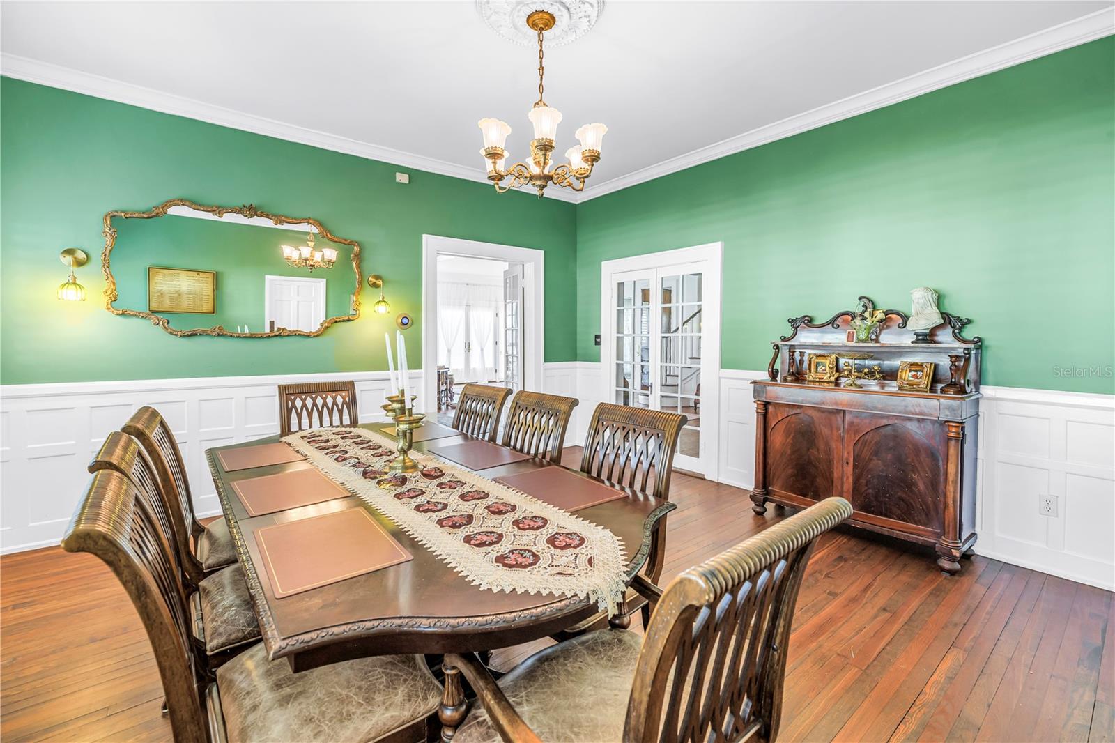 208 N SPRING BLVD, TARPON SPRINGS, FL, 34689