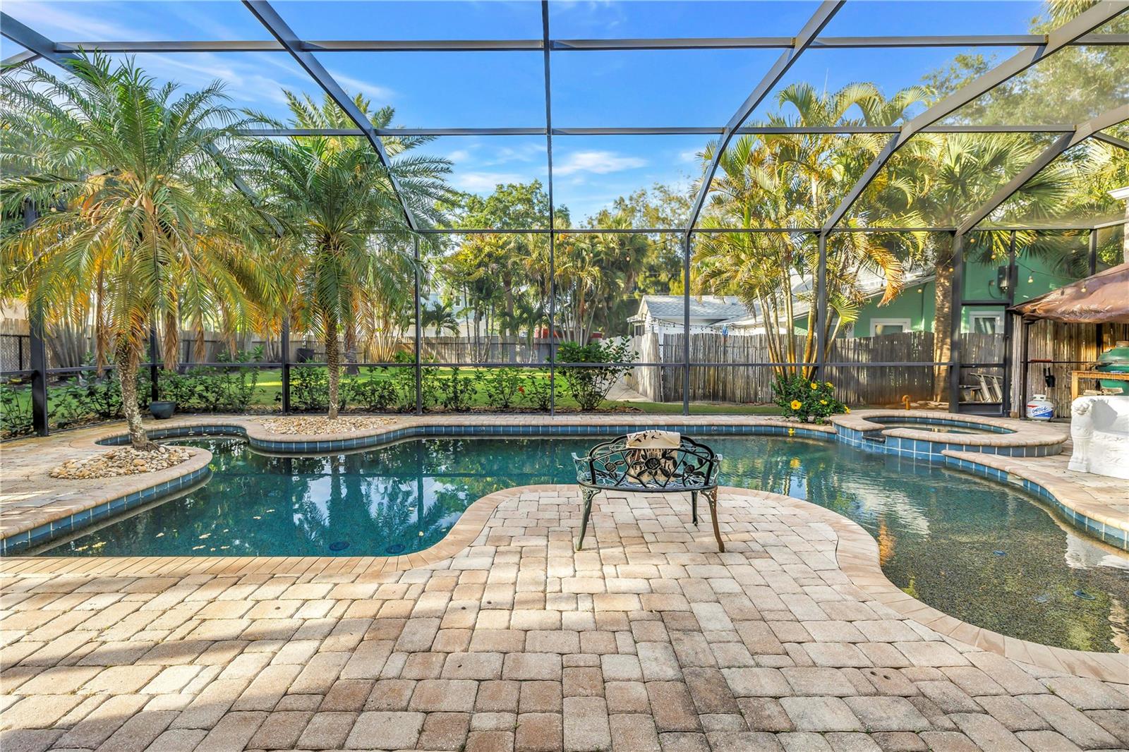 208 N SPRING BLVD, TARPON SPRINGS, FL, 34689
