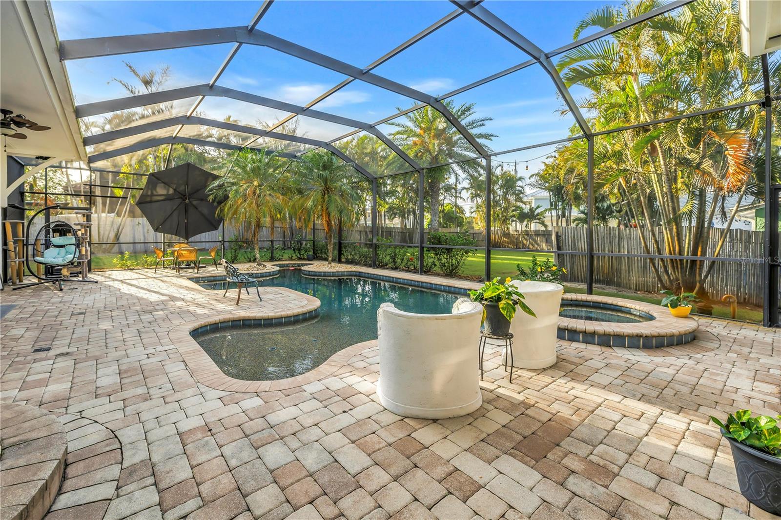208 N SPRING BLVD, TARPON SPRINGS, FL, 34689