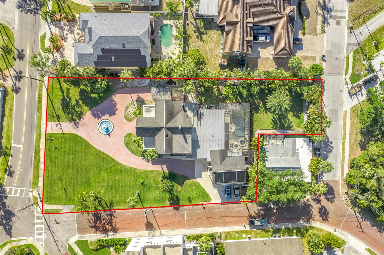 208 N SPRING BLVD, TARPON SPRINGS, FL, 34689