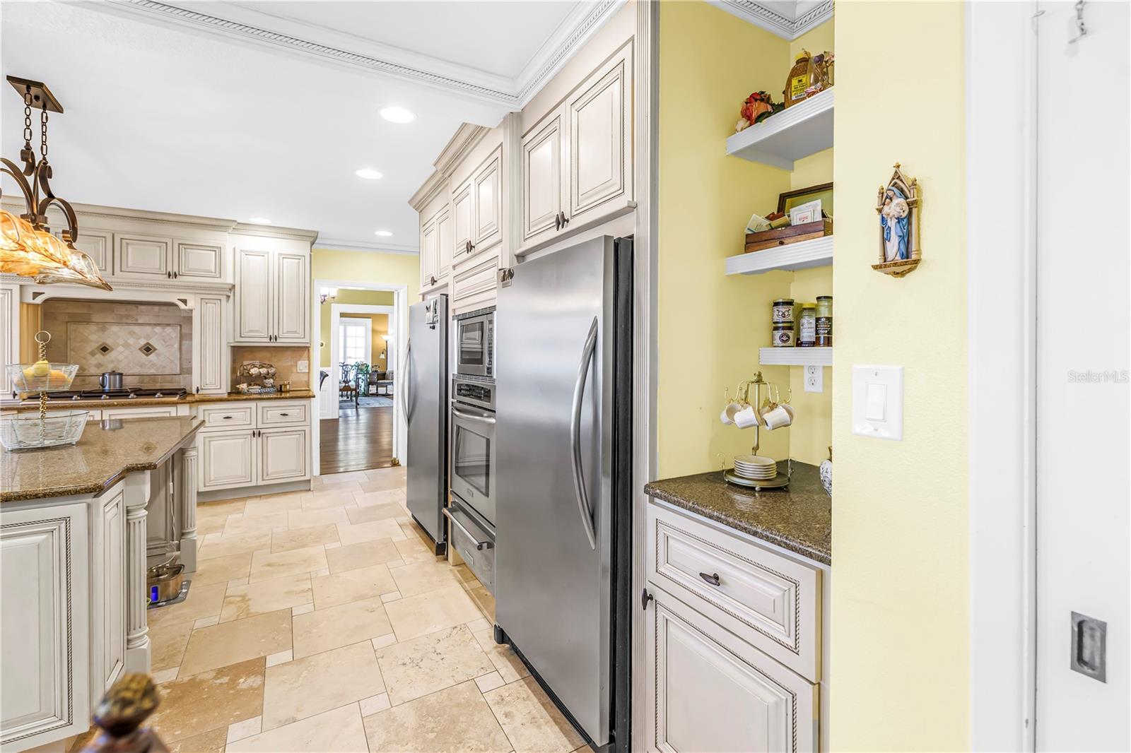 208 N SPRING BLVD, TARPON SPRINGS, FL, 34689