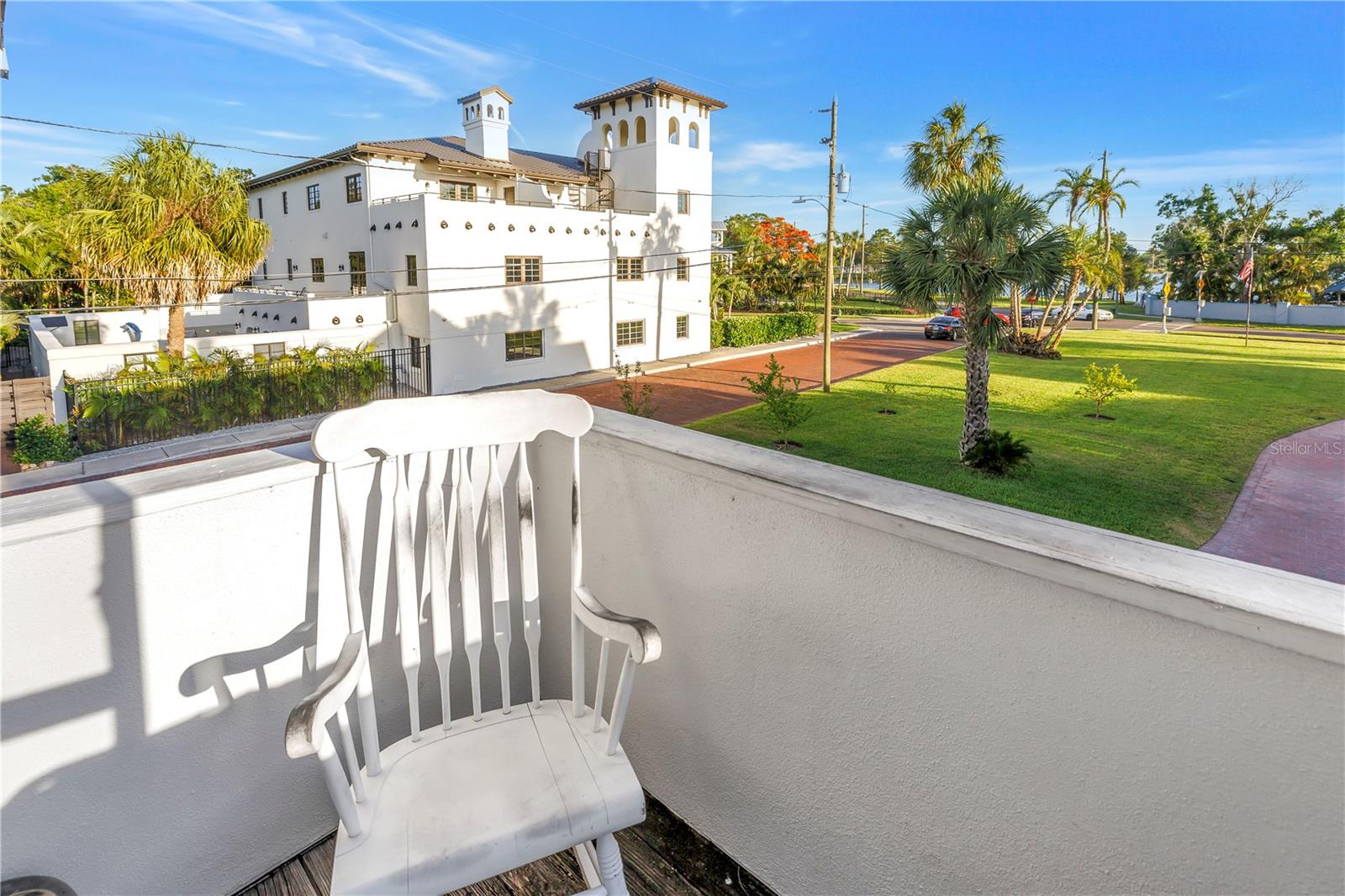 208 N SPRING BLVD, TARPON SPRINGS, FL, 34689