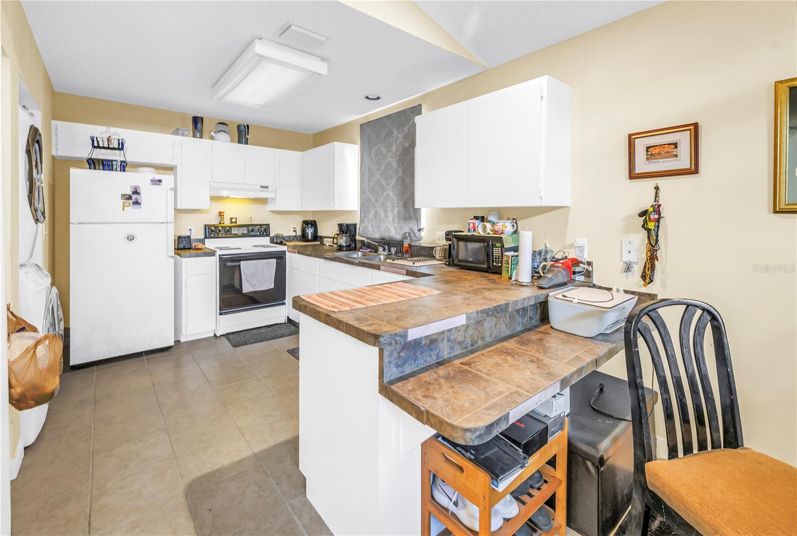 208 N SPRING BLVD, TARPON SPRINGS, FL, 34689