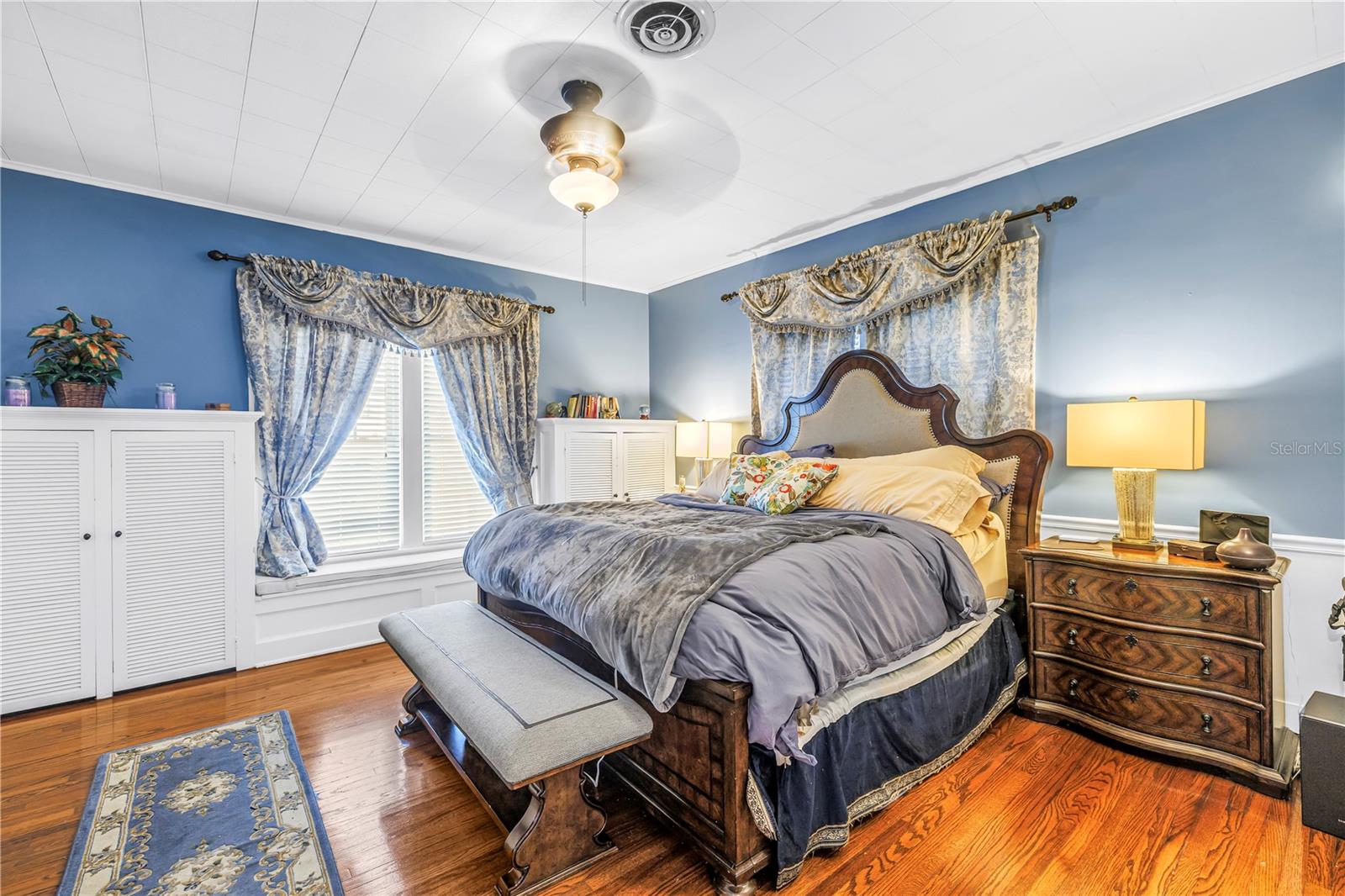 208 N SPRING BLVD, TARPON SPRINGS, FL, 34689
