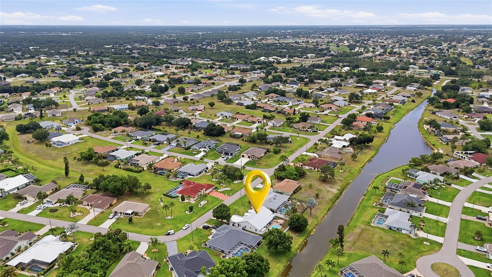 425 CORRIENTES CIR, PUNTA GORDA, FL, 33983