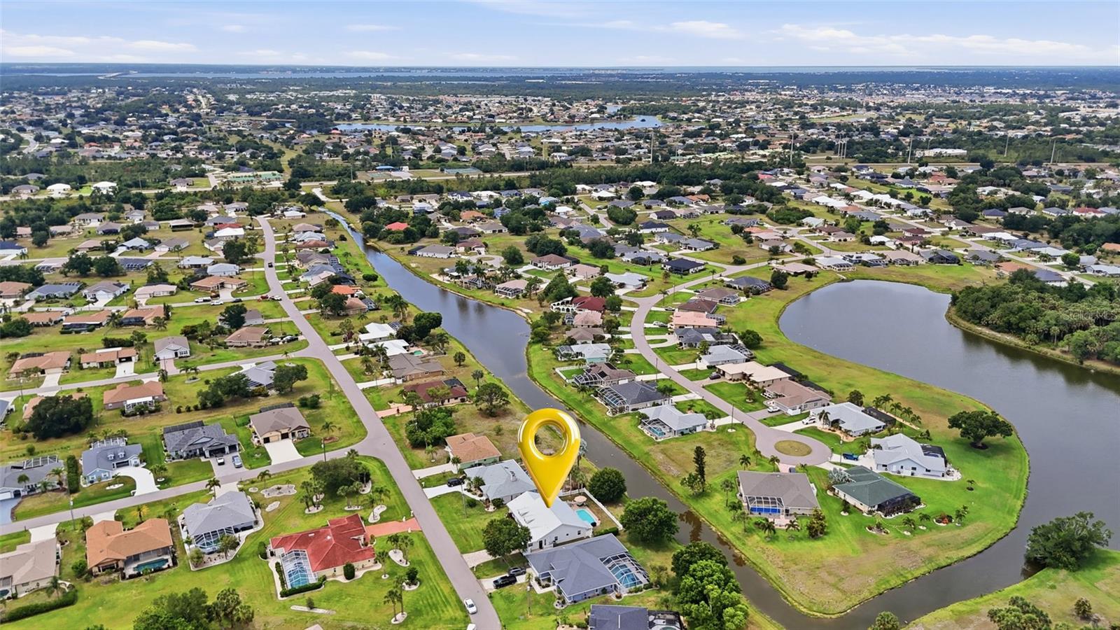 425 CORRIENTES CIR, PUNTA GORDA, FL, 33983