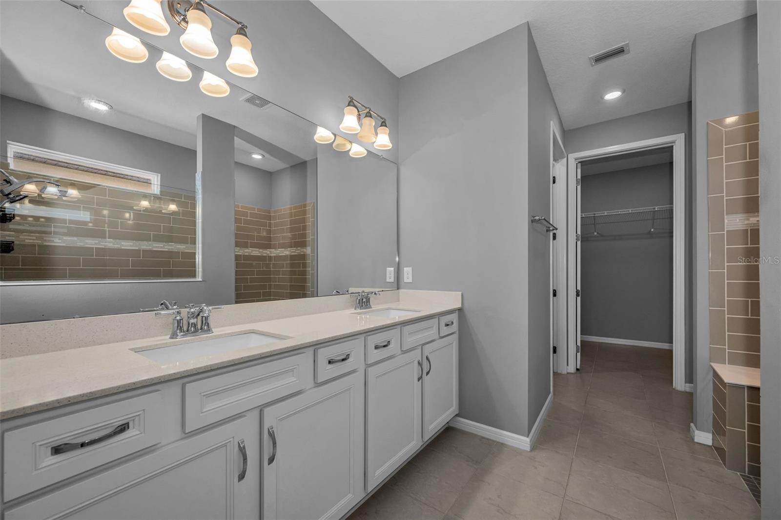 19865 SEA GLASS CIR, LAND O LAKES, FL, 34638