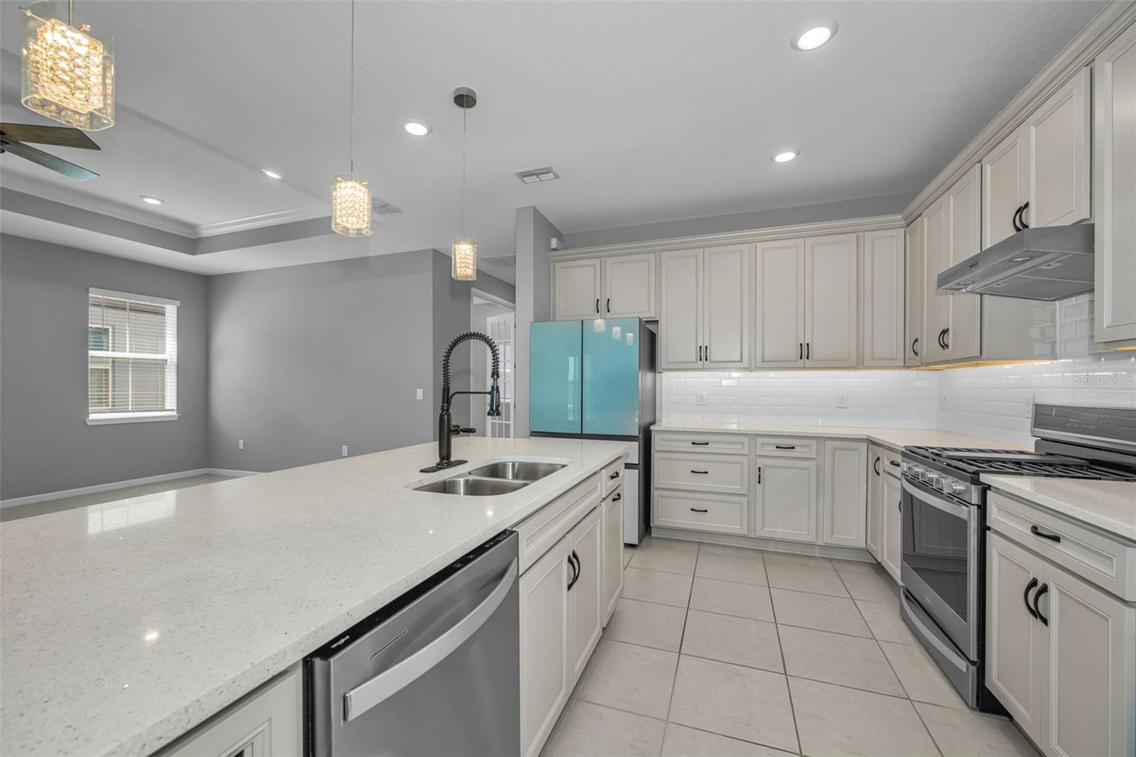 19865 SEA GLASS CIR, LAND O LAKES, FL, 34638