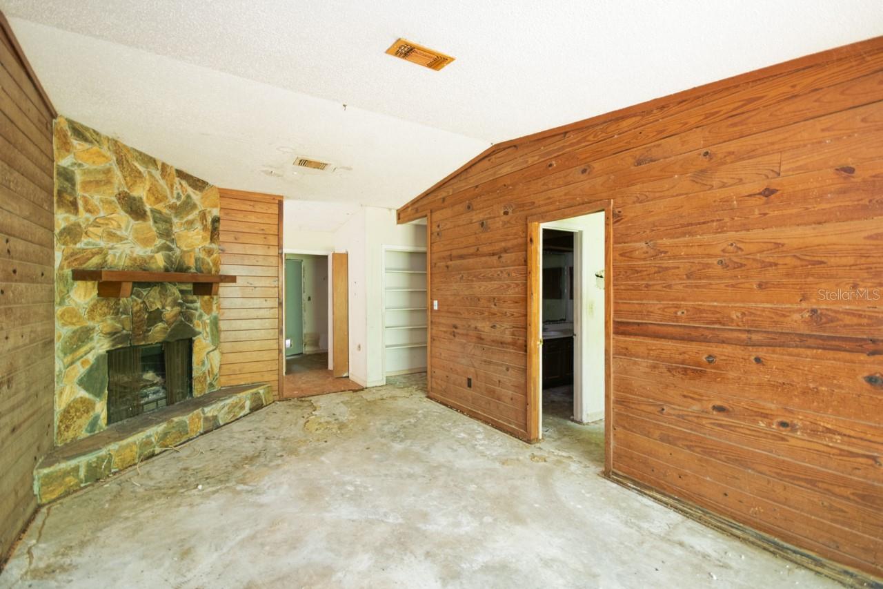 6728 APOLLO TRL, TALLAHASSEE, FL, 32309