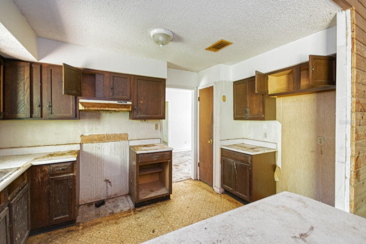 6728 APOLLO TRL, TALLAHASSEE, FL, 32309