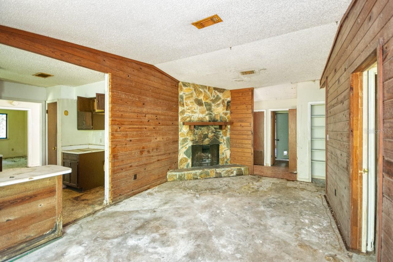 6728 APOLLO TRL, TALLAHASSEE, FL, 32309