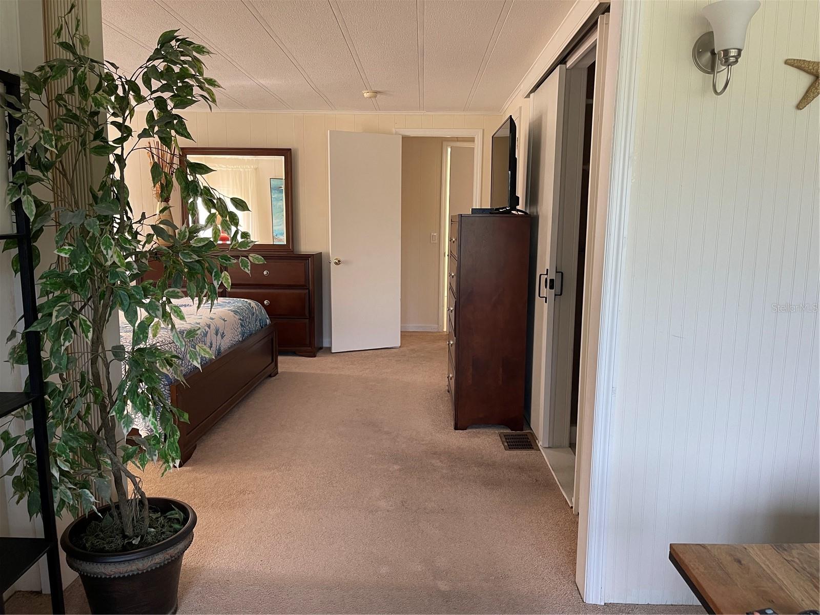 87 N BOBWHITE ROAD, WILDWOOD, FL, 34785
