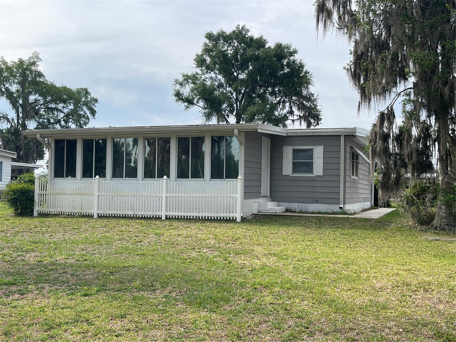 87 N BOBWHITE ROAD, WILDWOOD, FL, 34785
