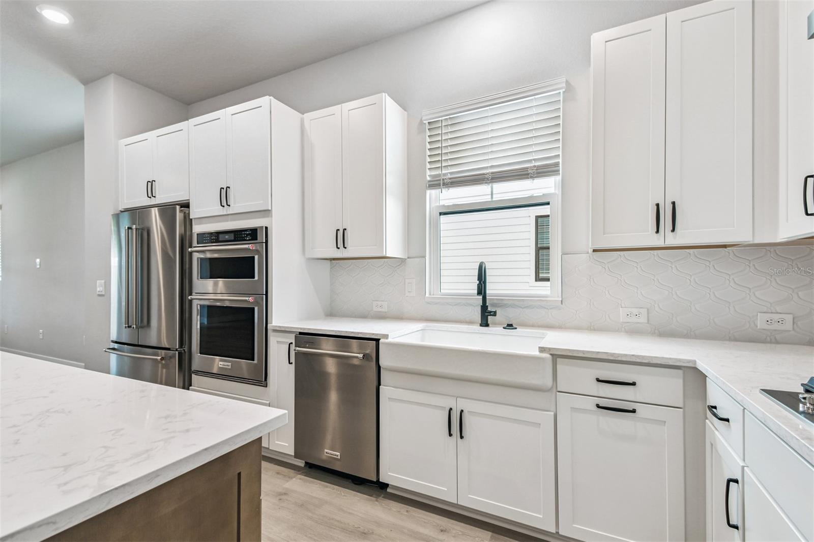 7212 SUTTON LN, SARASOTA, FL, 34240