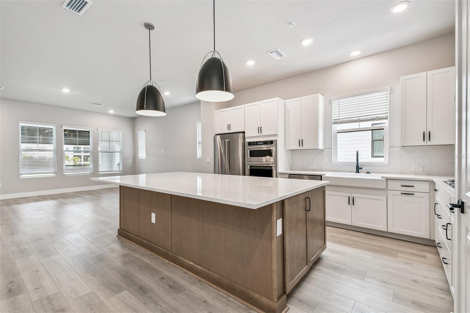 7212 SUTTON LN, SARASOTA, FL, 34240