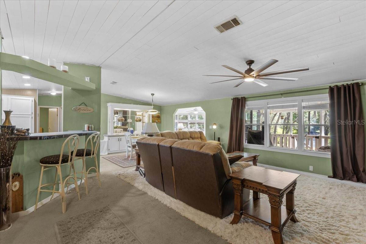 9859 NW 38TH TER, BRANFORD, FL, 32008