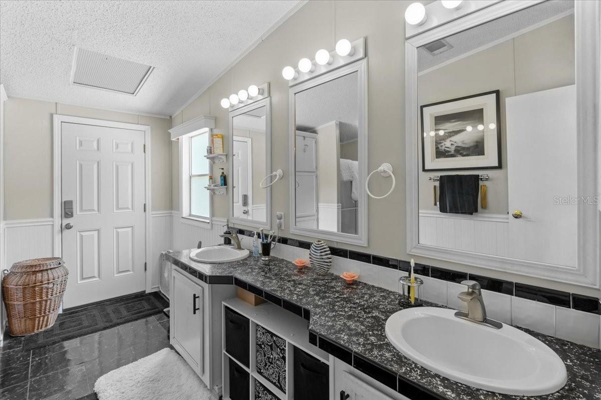 9859 NW 38TH TER, BRANFORD, FL, 32008
