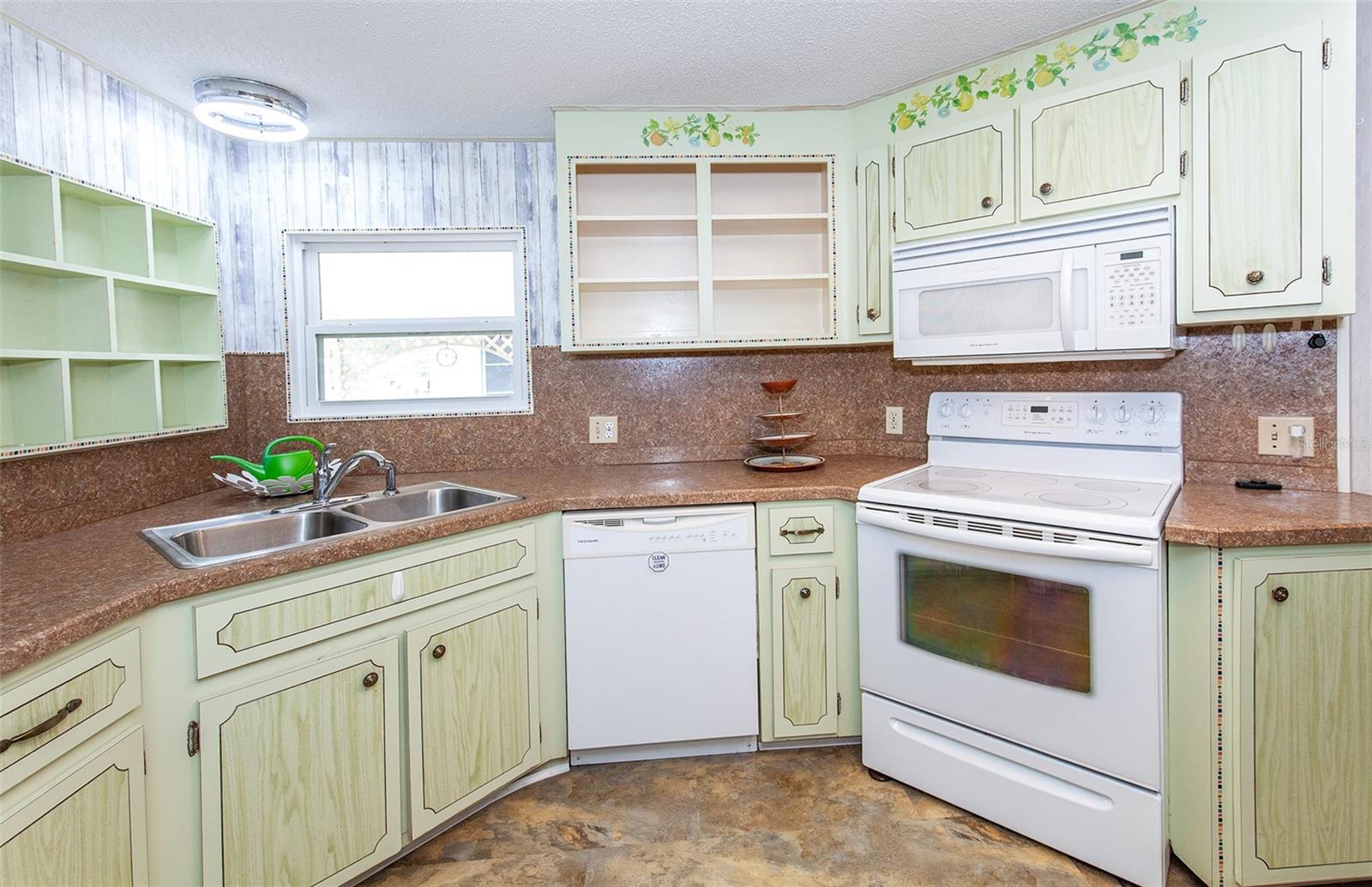878 JOLANDA CIR, VENICE, FL, 34285