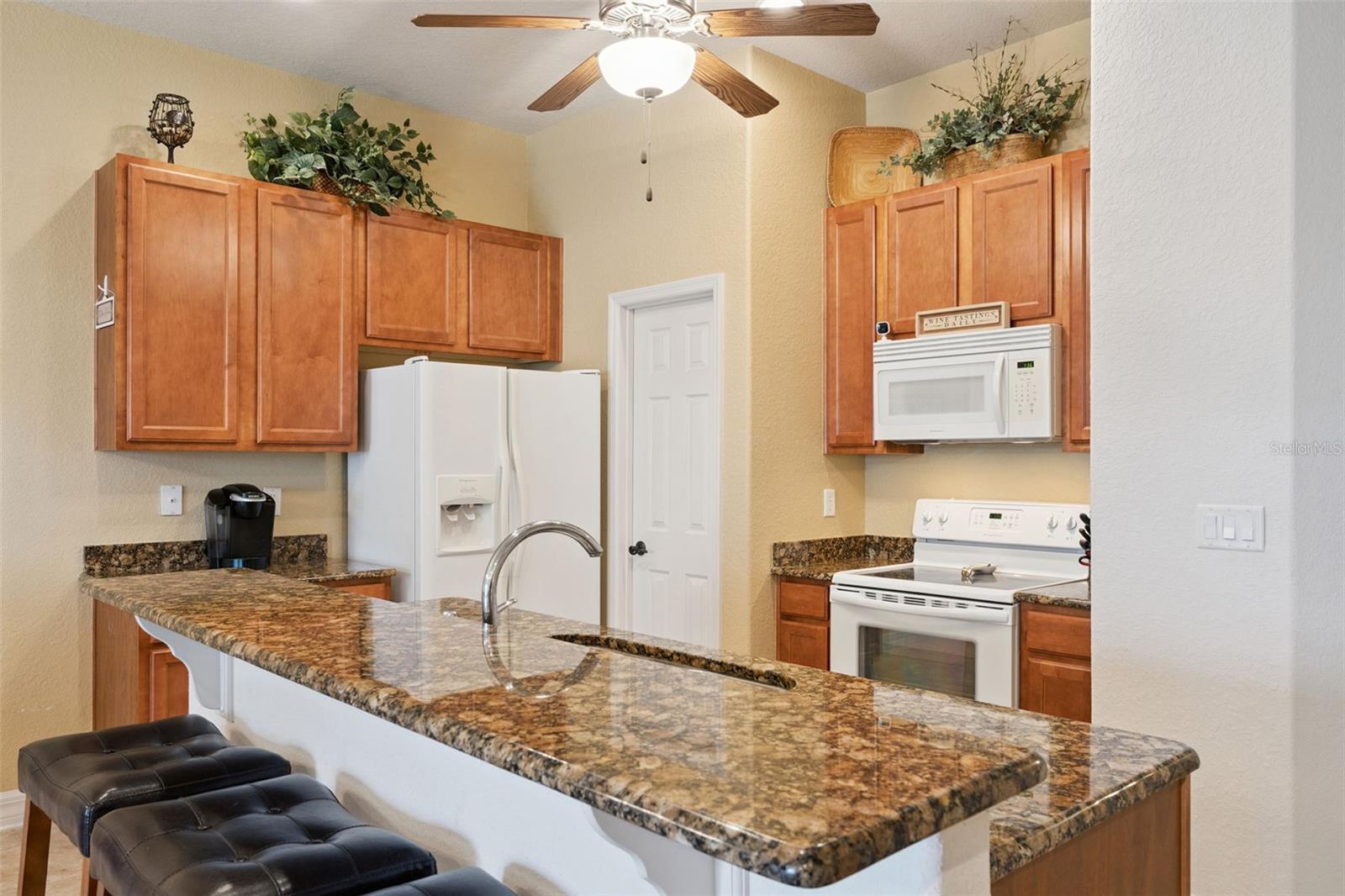 1005 GREEN GATE BLVD, GROVELAND, FL, 34736