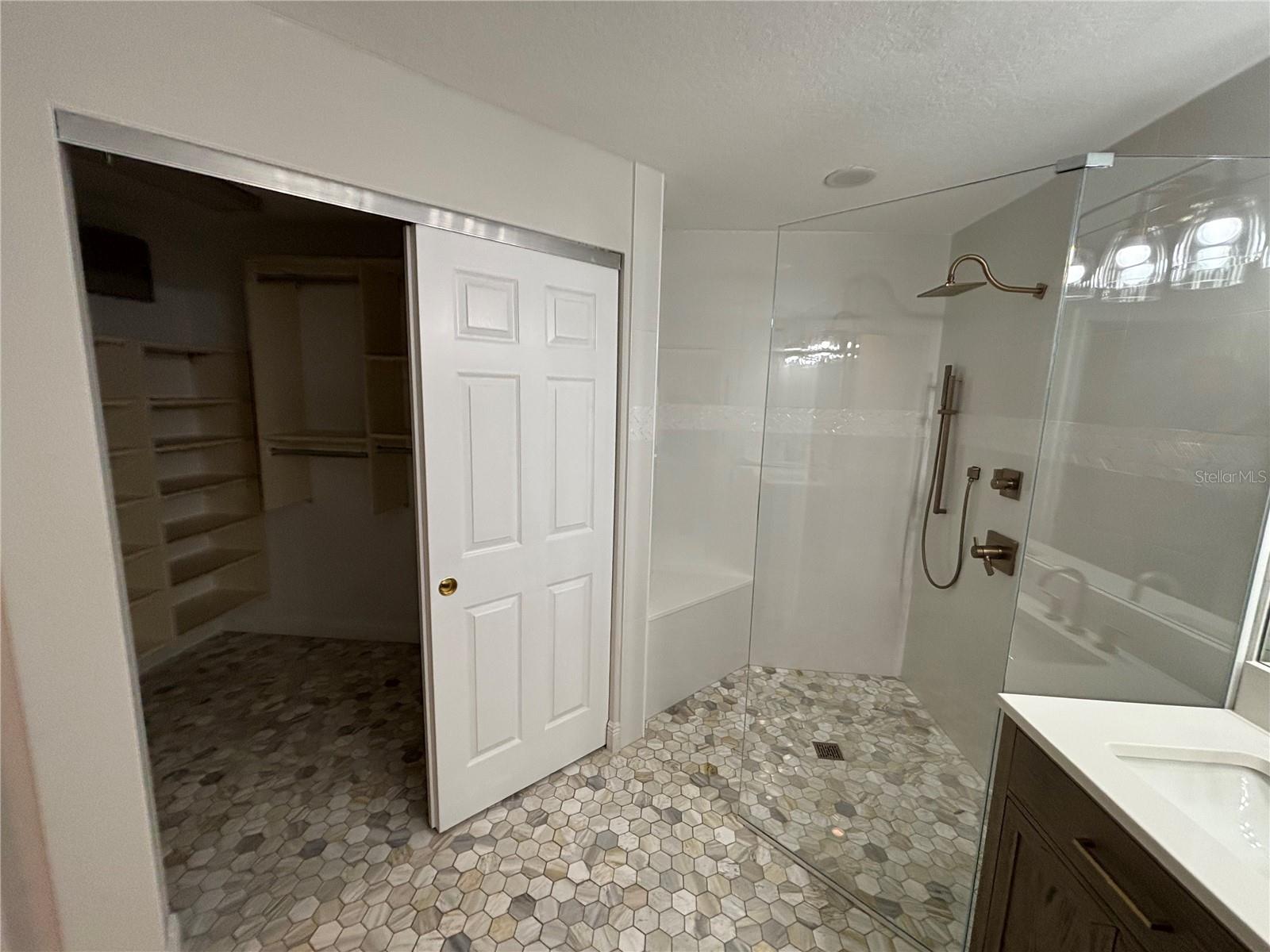 6536 MOORINGS POINT CIR #101, LAKEWOOD RANCH, FL, 34202