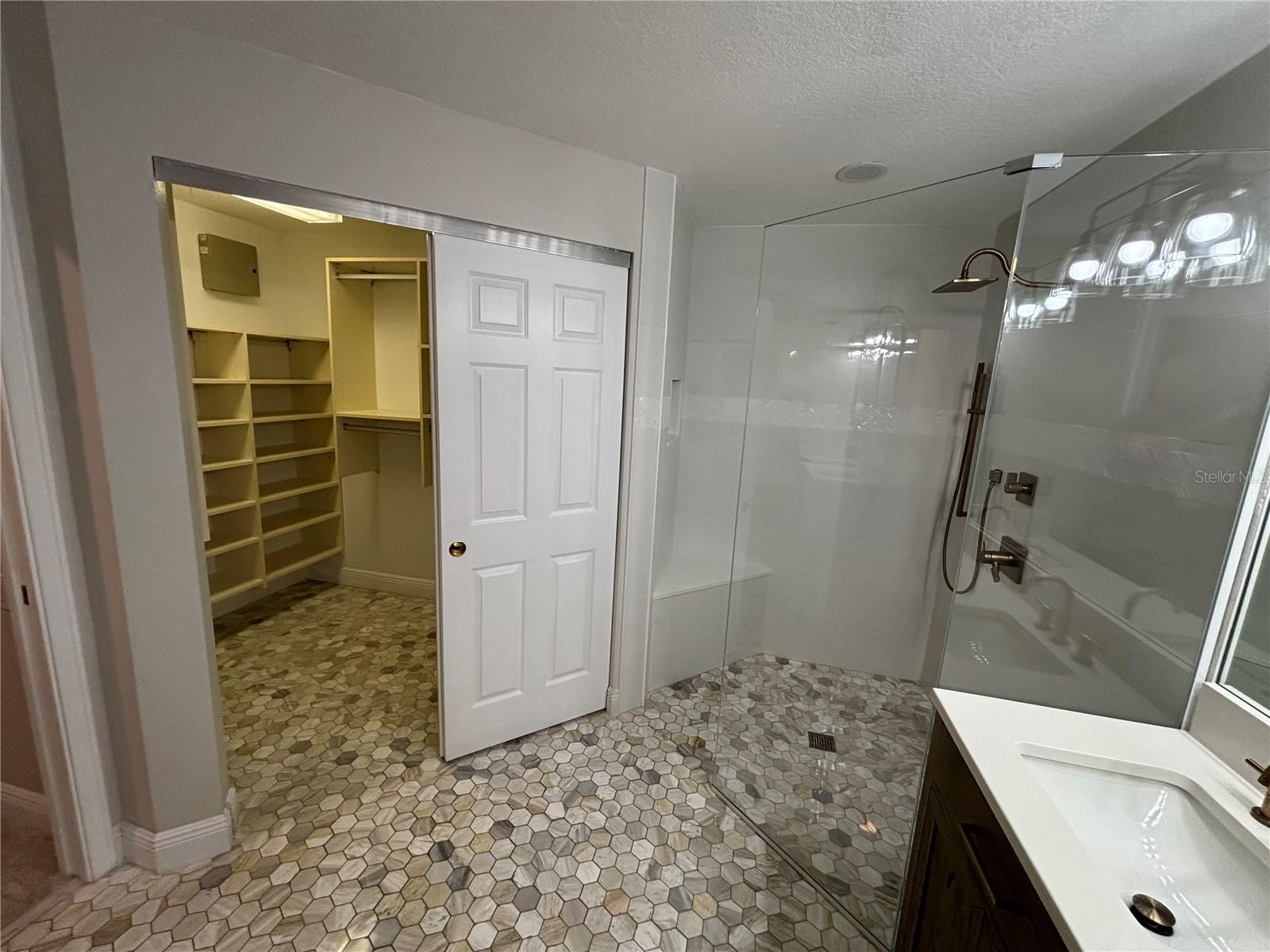 6536 MOORINGS POINT CIR #101, LAKEWOOD RANCH, FL, 34202