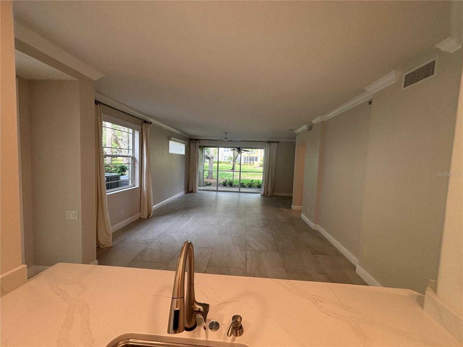 6536 MOORINGS POINT CIR #101, LAKEWOOD RANCH, FL, 34202