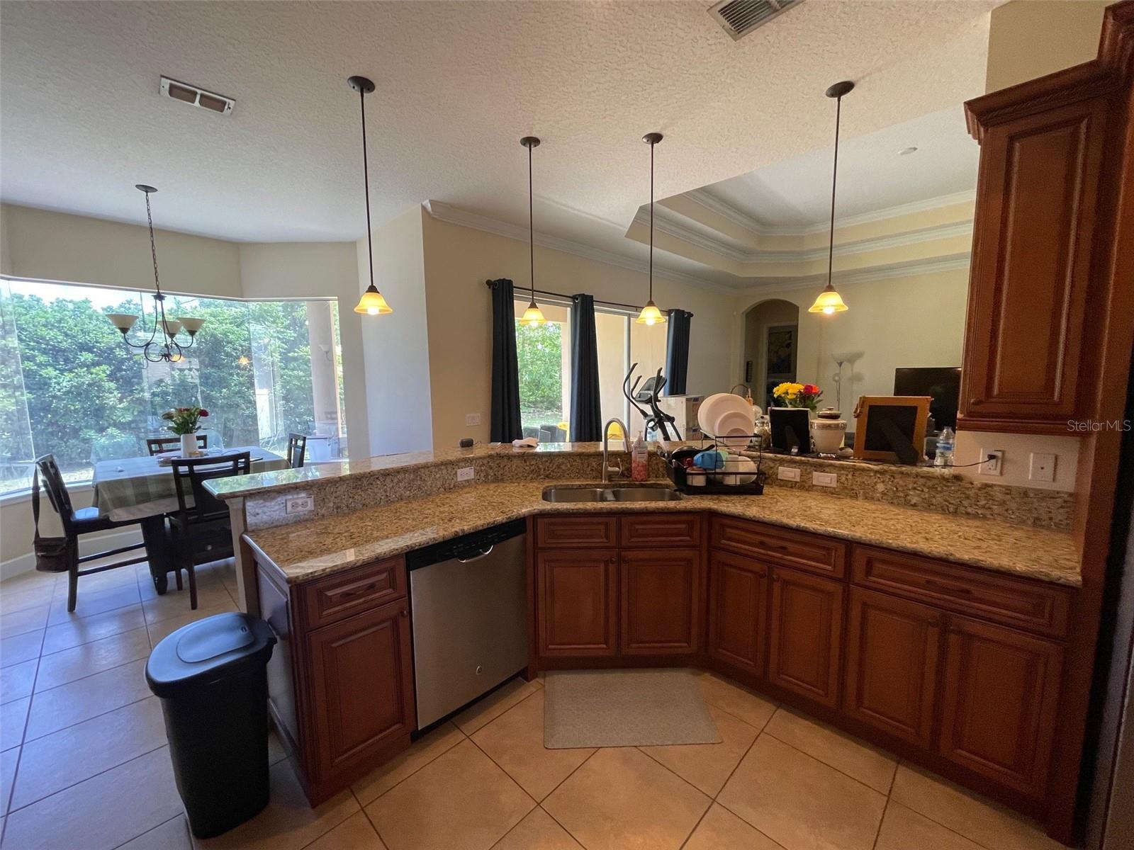 2 PONCE DELEON DR, PALM COAST, FL, 32164