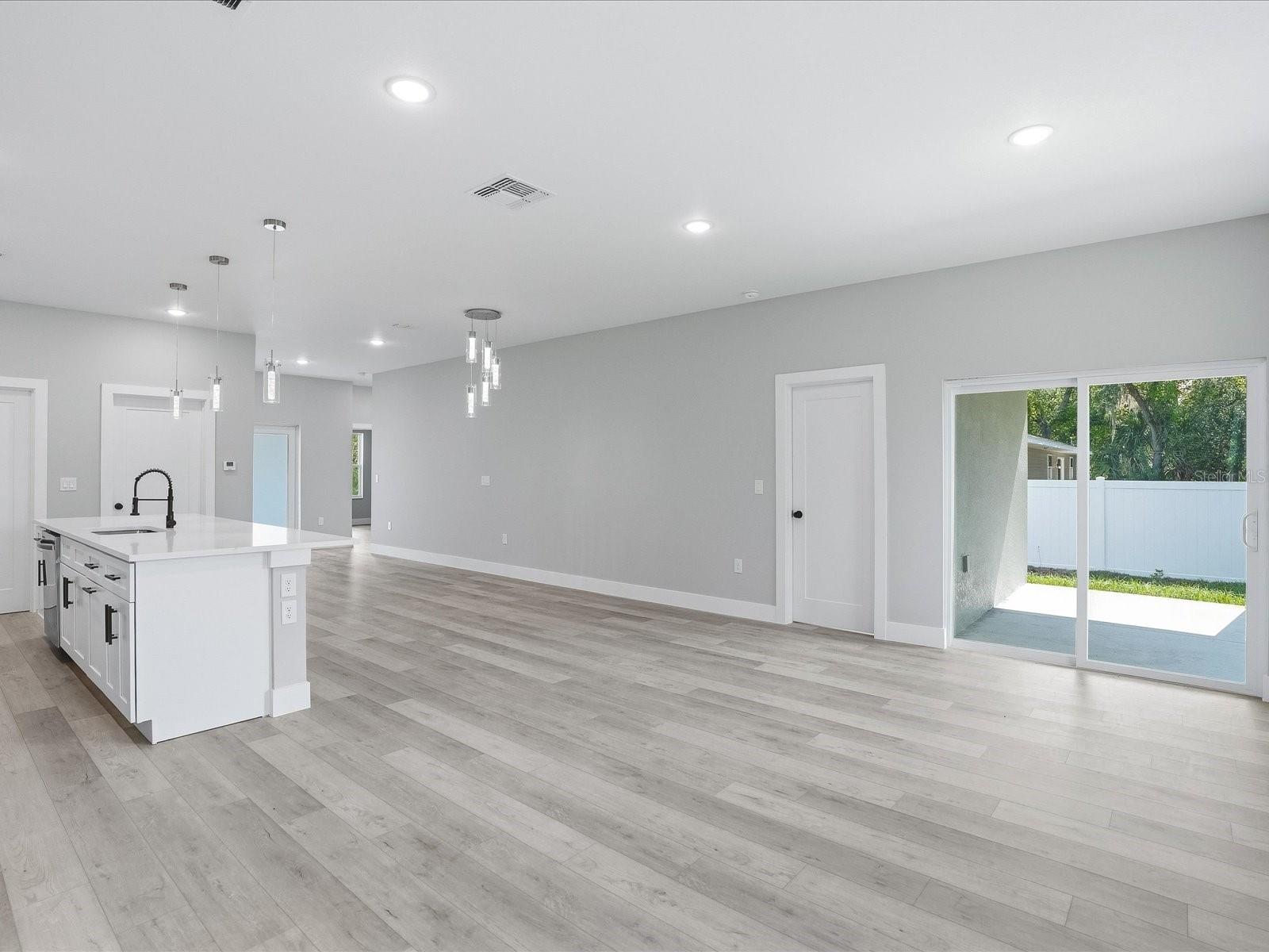 23173 GLEN AVE, PUNTA GORDA, FL, 33980