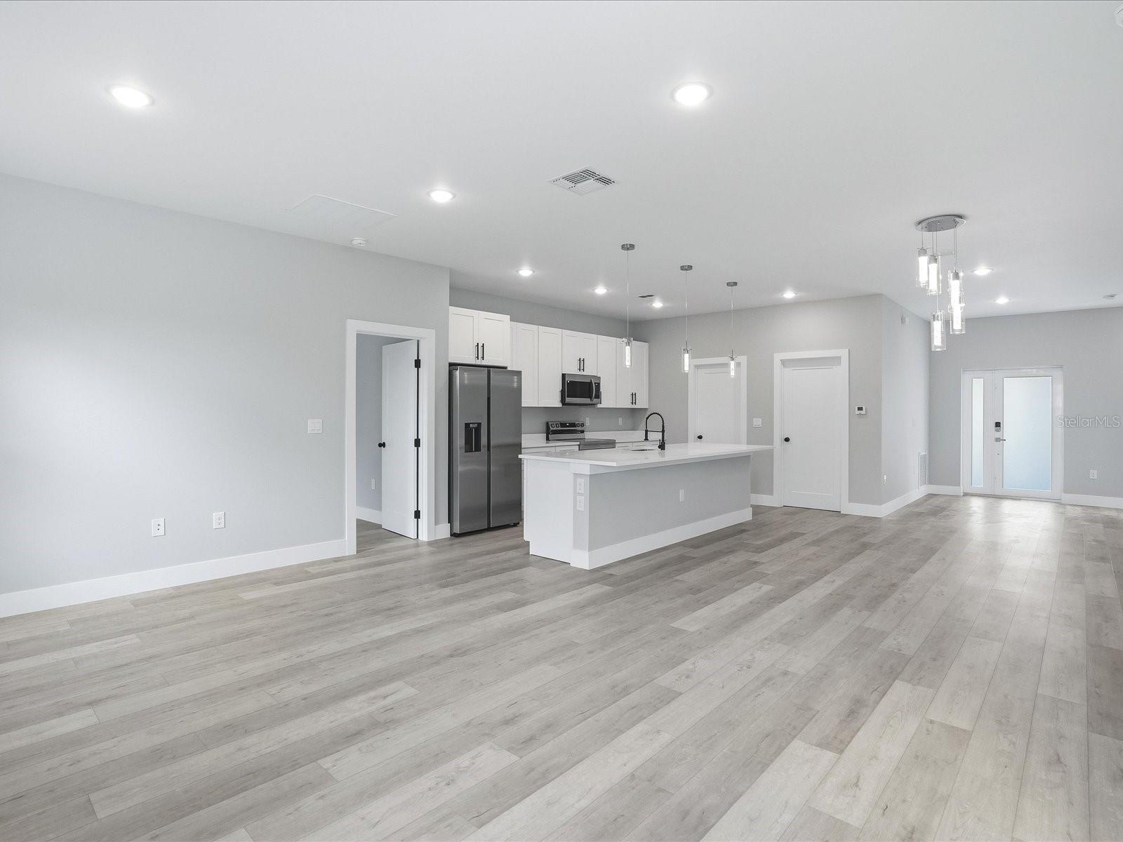 23173 GLEN AVE, PUNTA GORDA, FL, 33980