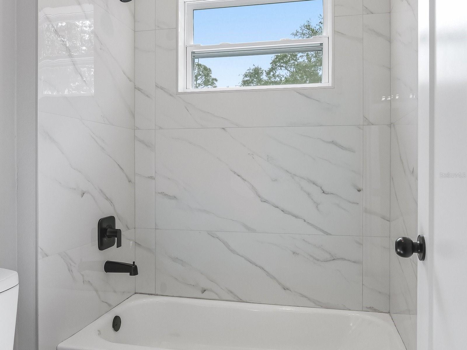 23173 GLEN AVE, PUNTA GORDA, FL, 33980