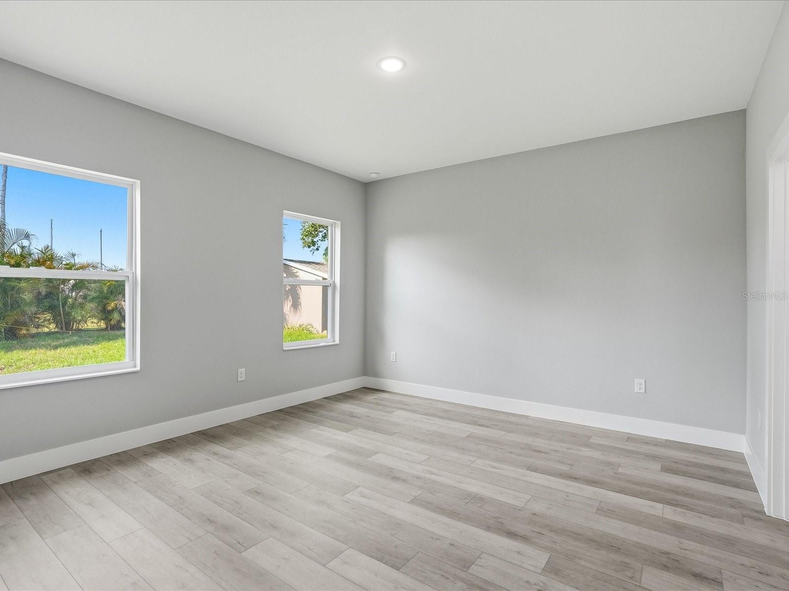 23173 GLEN AVE, PUNTA GORDA, FL, 33980