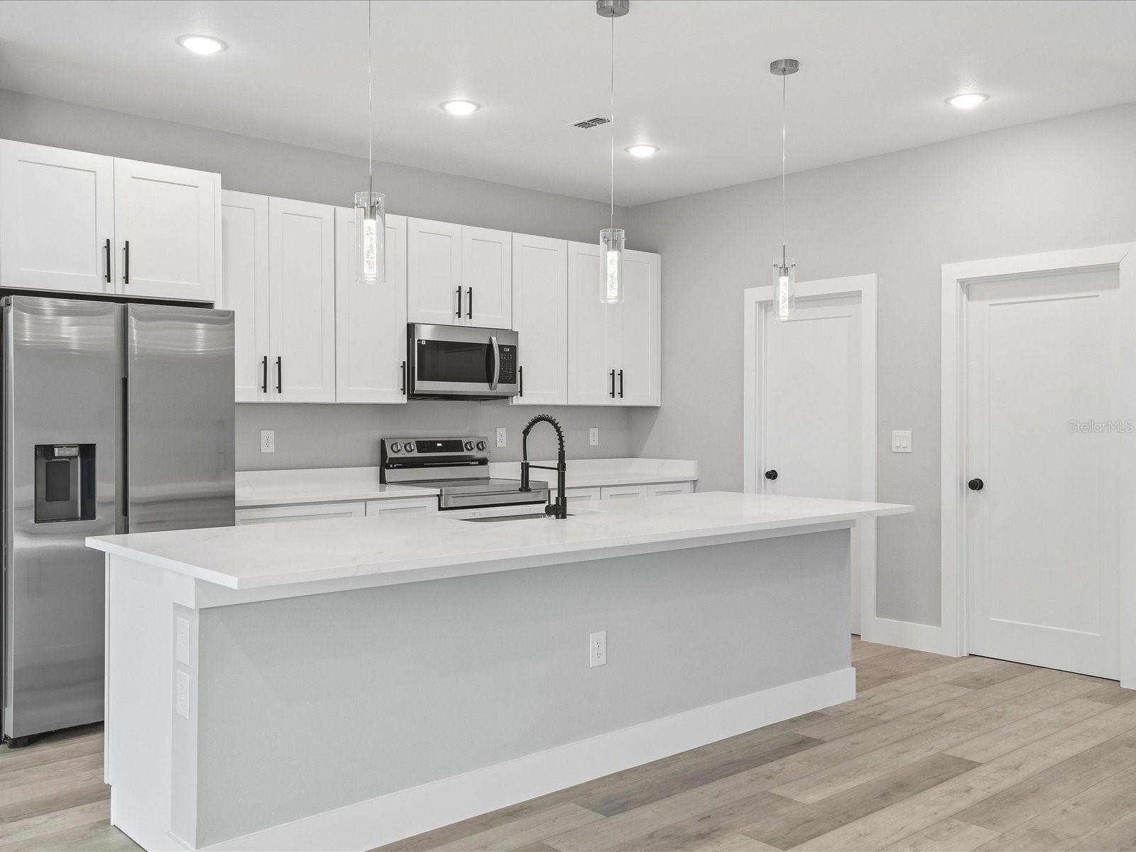 23173 GLEN AVE, PUNTA GORDA, FL, 33980