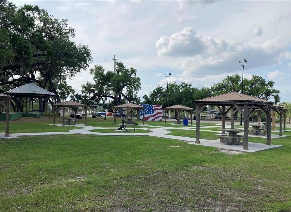 208 ELMWOOD ST, LABELLE, FL, 33935