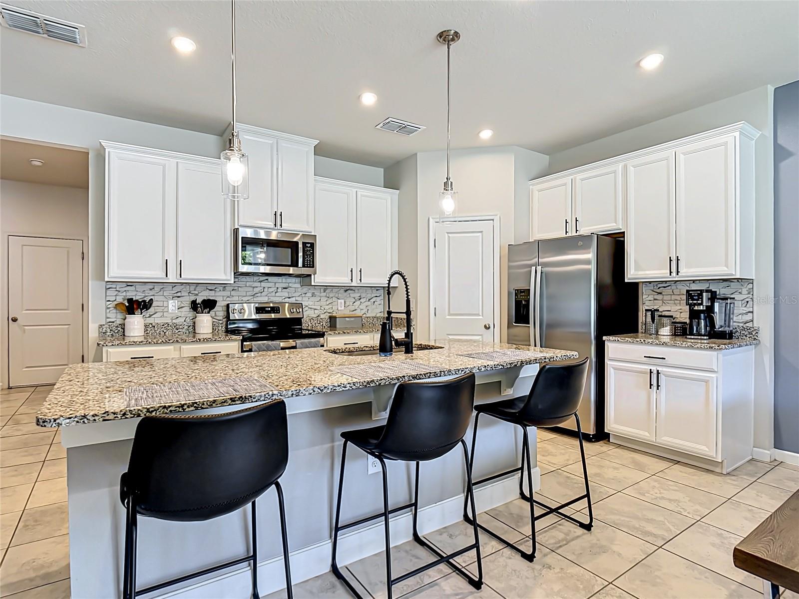 2940 SLOUGH CREEK DR, KISSIMMEE, FL, 34744