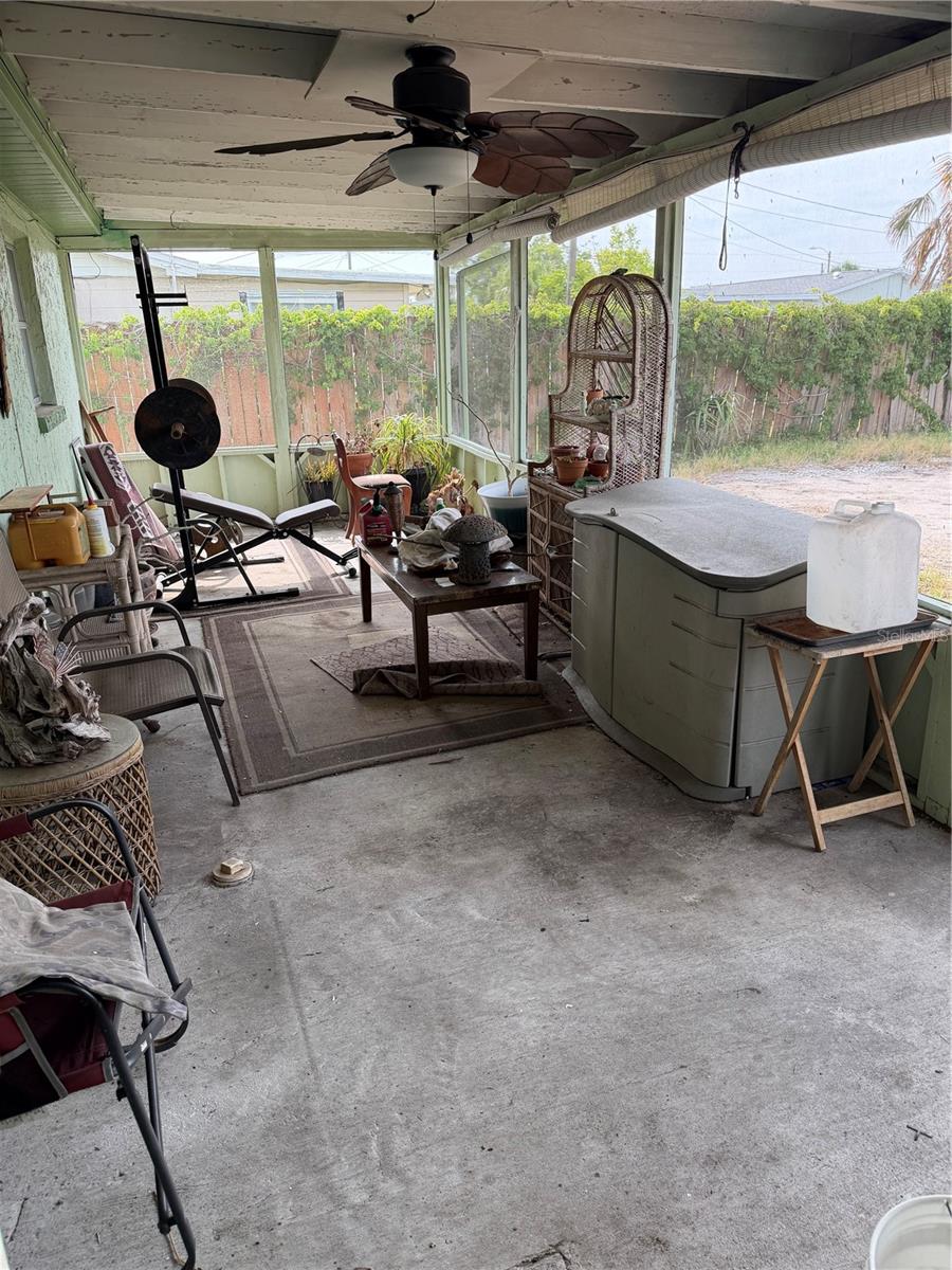 1467 CLASSIC DR, HOLIDAY, FL, 34691