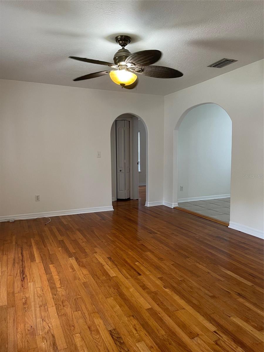 1914 W AILEEN ST, TAMPA, FL, 33607