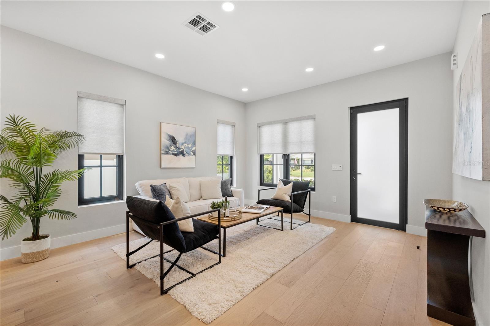 902 SHADY LANE DR, ORLANDO, FL, 32804