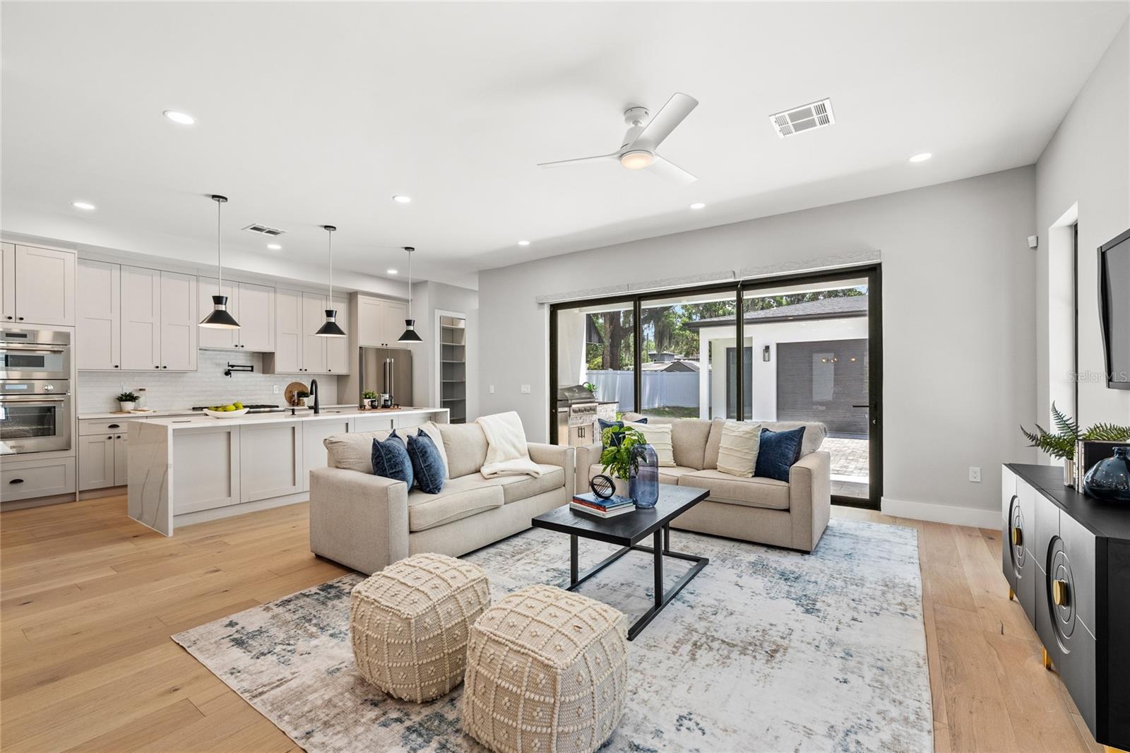 902 SHADY LANE DR, ORLANDO, FL, 32804
