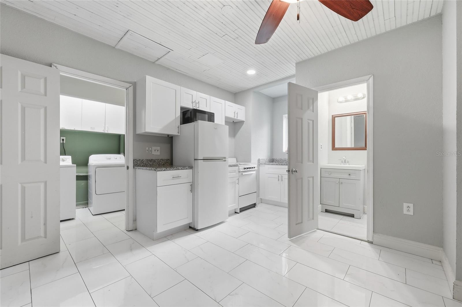 7641 COMPASS DR, ORLANDO, FL, 32810