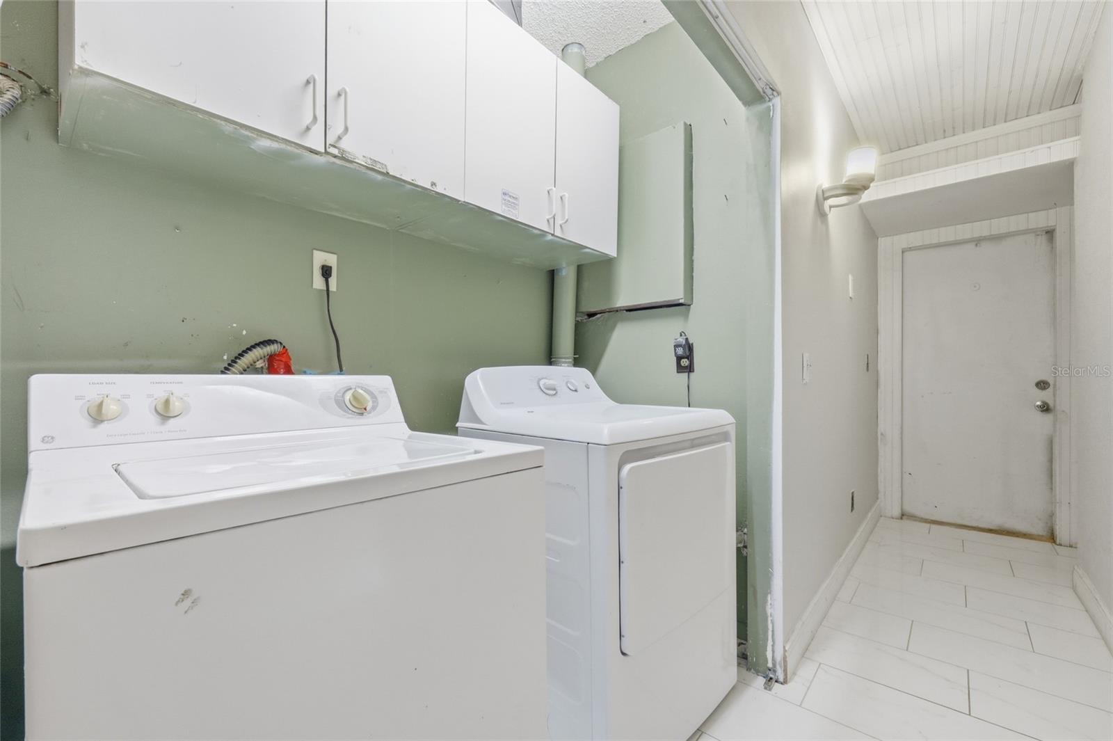 7641 COMPASS DR, ORLANDO, FL, 32810