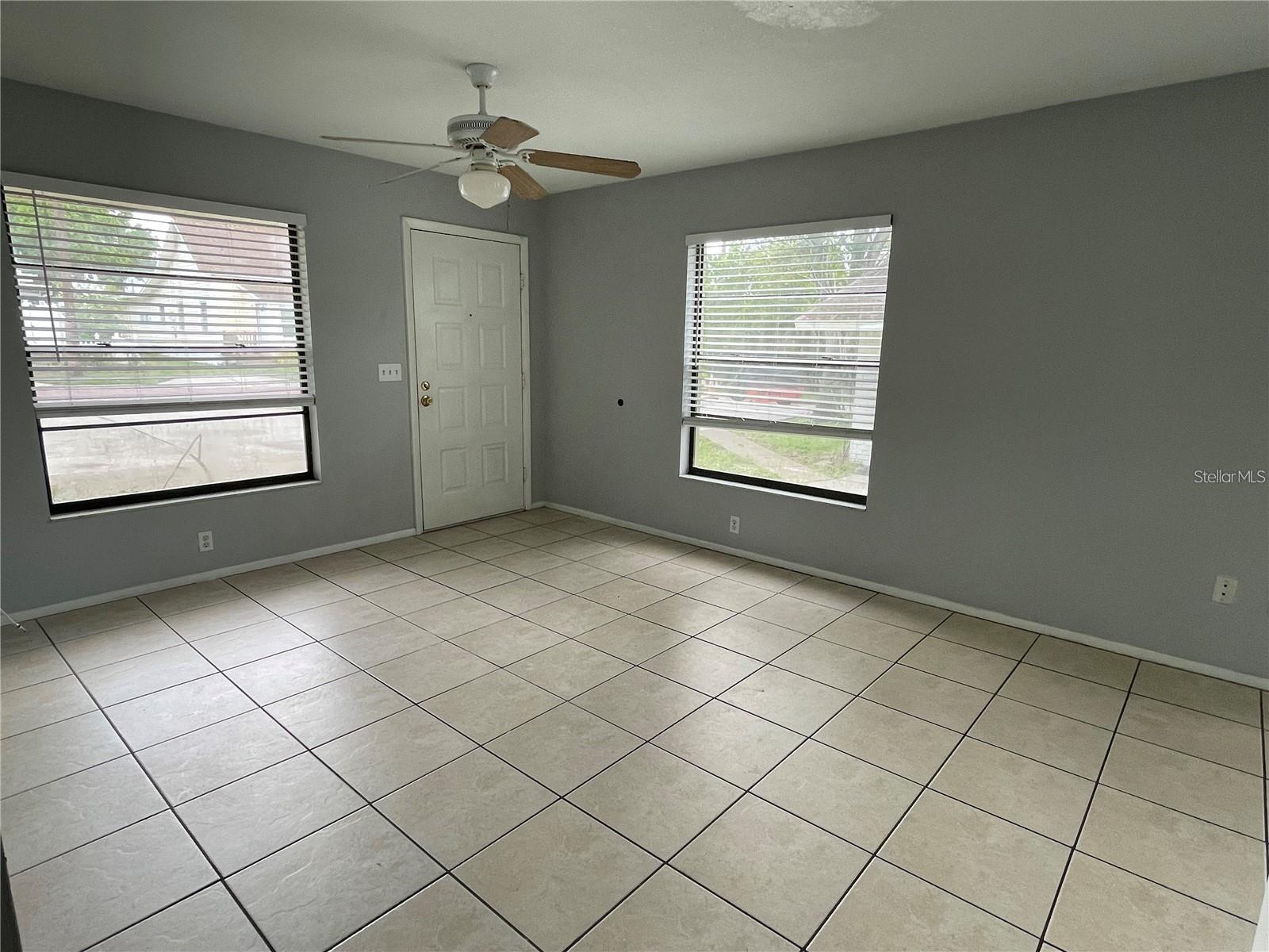 157 2ND AVE SW #A, LARGO, FL, 33770