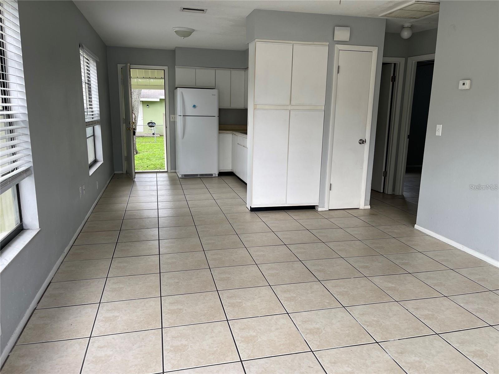 157 2ND AVE SW #A, LARGO, FL, 33770