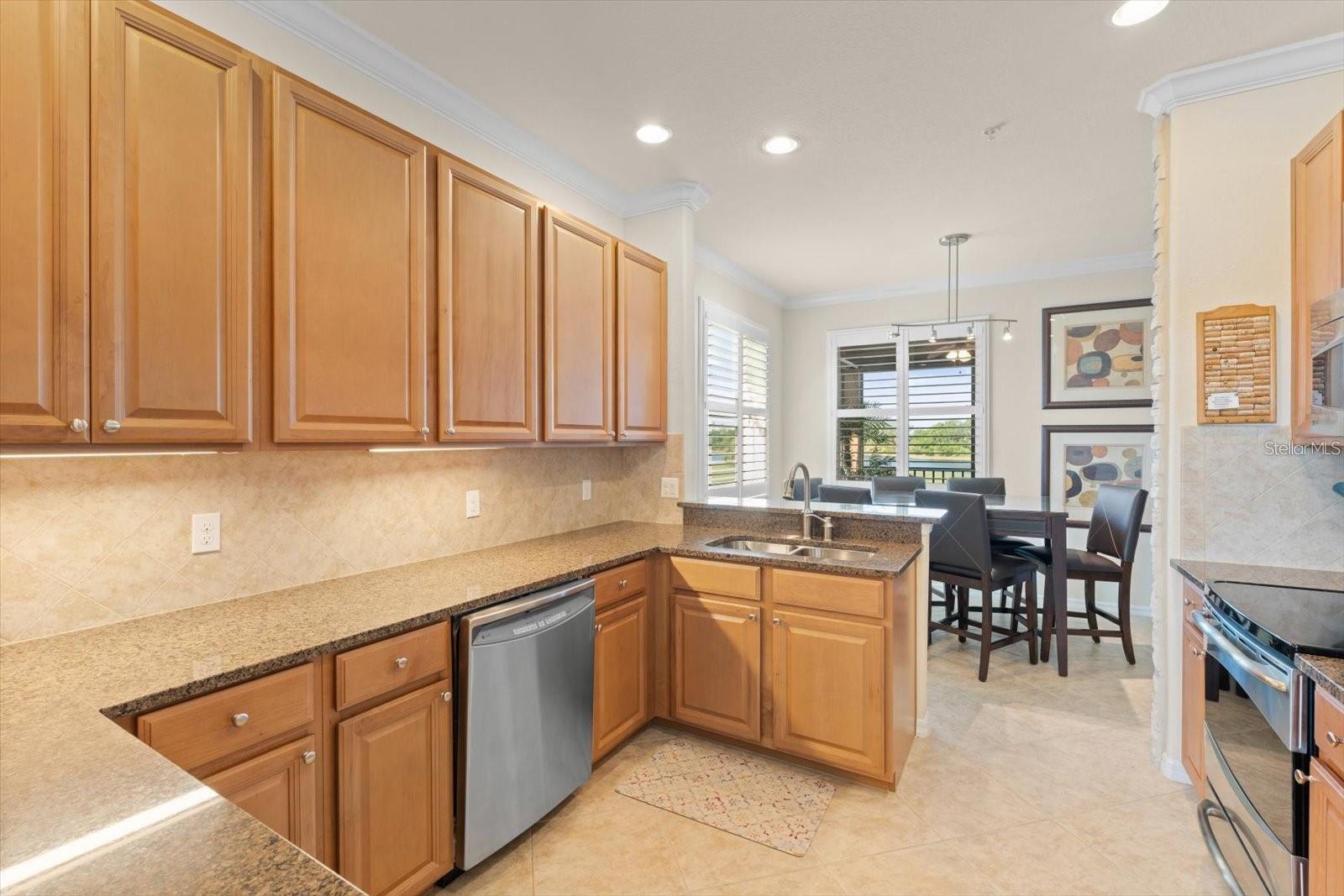 416 WINDING BROOK LN #102, BRADENTON, FL, 34212