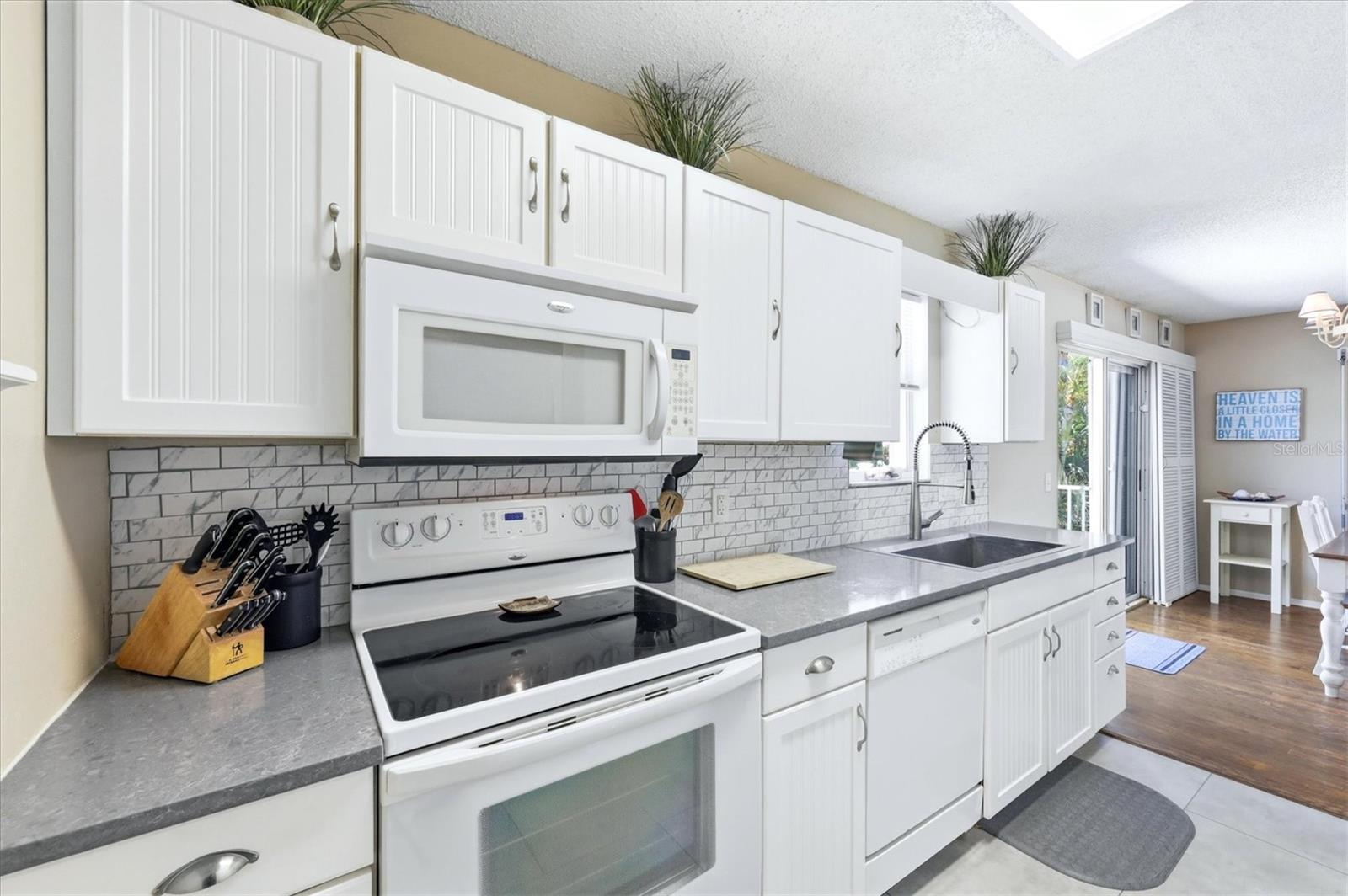 6325 GULF DR, HOLMES BEACH, FL, 34217