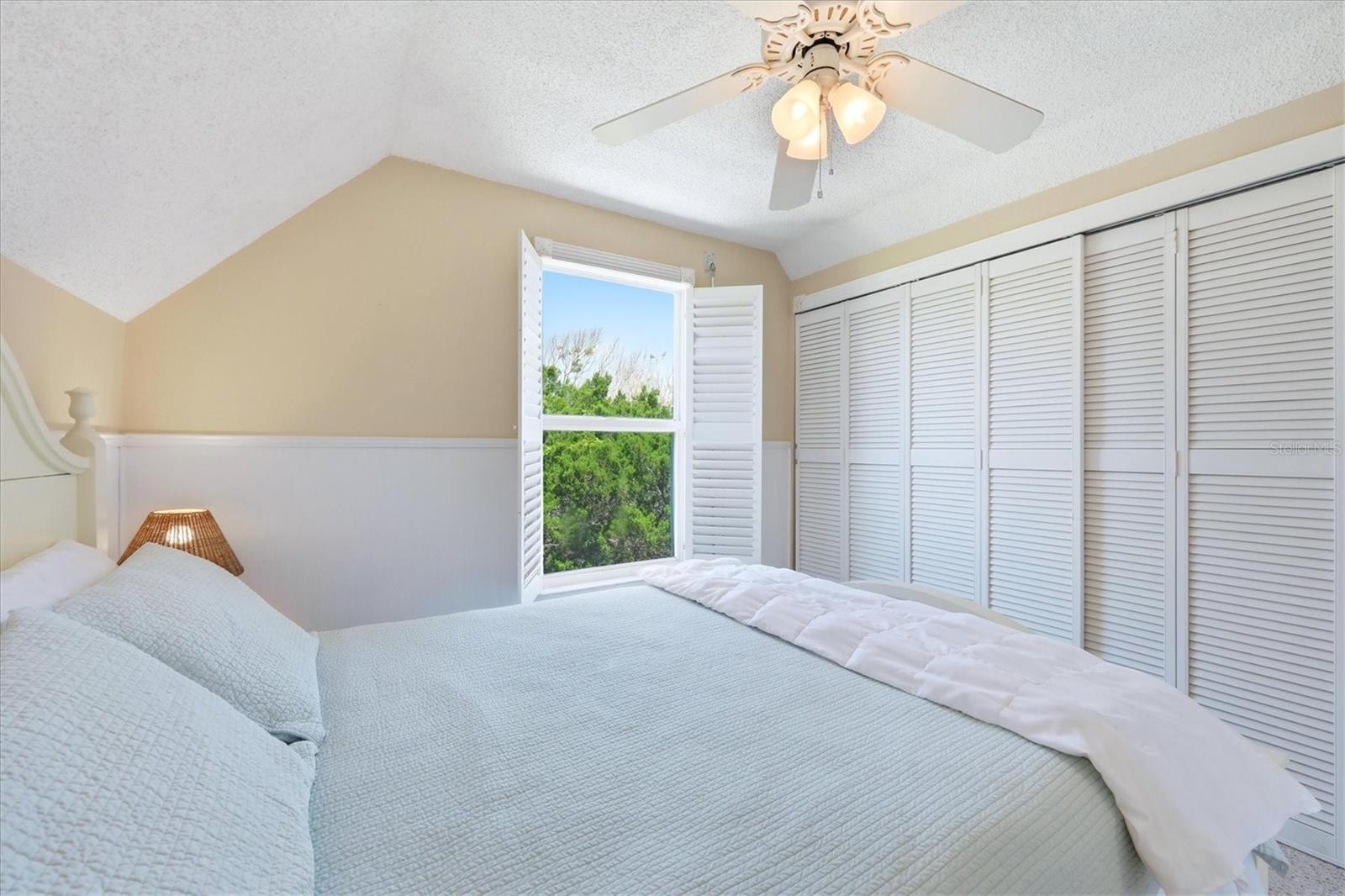 6325 GULF DR, HOLMES BEACH, FL, 34217
