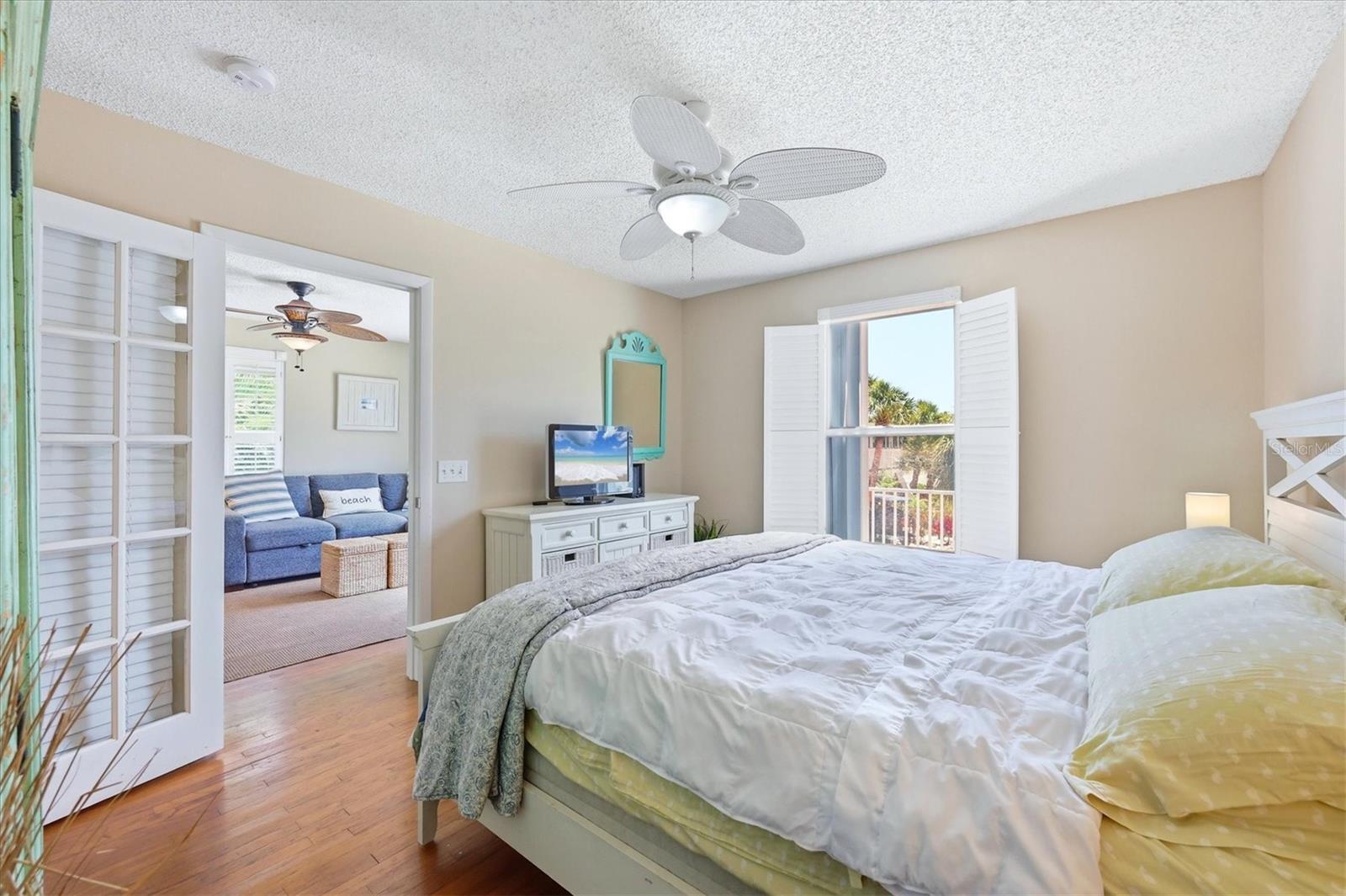 6325 GULF DR, HOLMES BEACH, FL, 34217