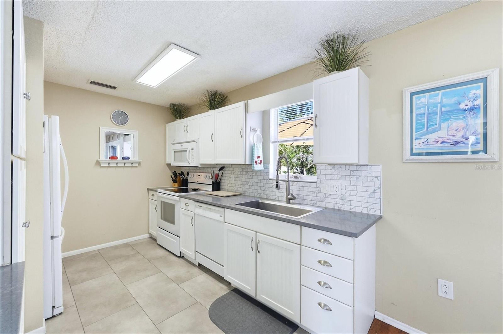 6325 GULF DR, HOLMES BEACH, FL, 34217